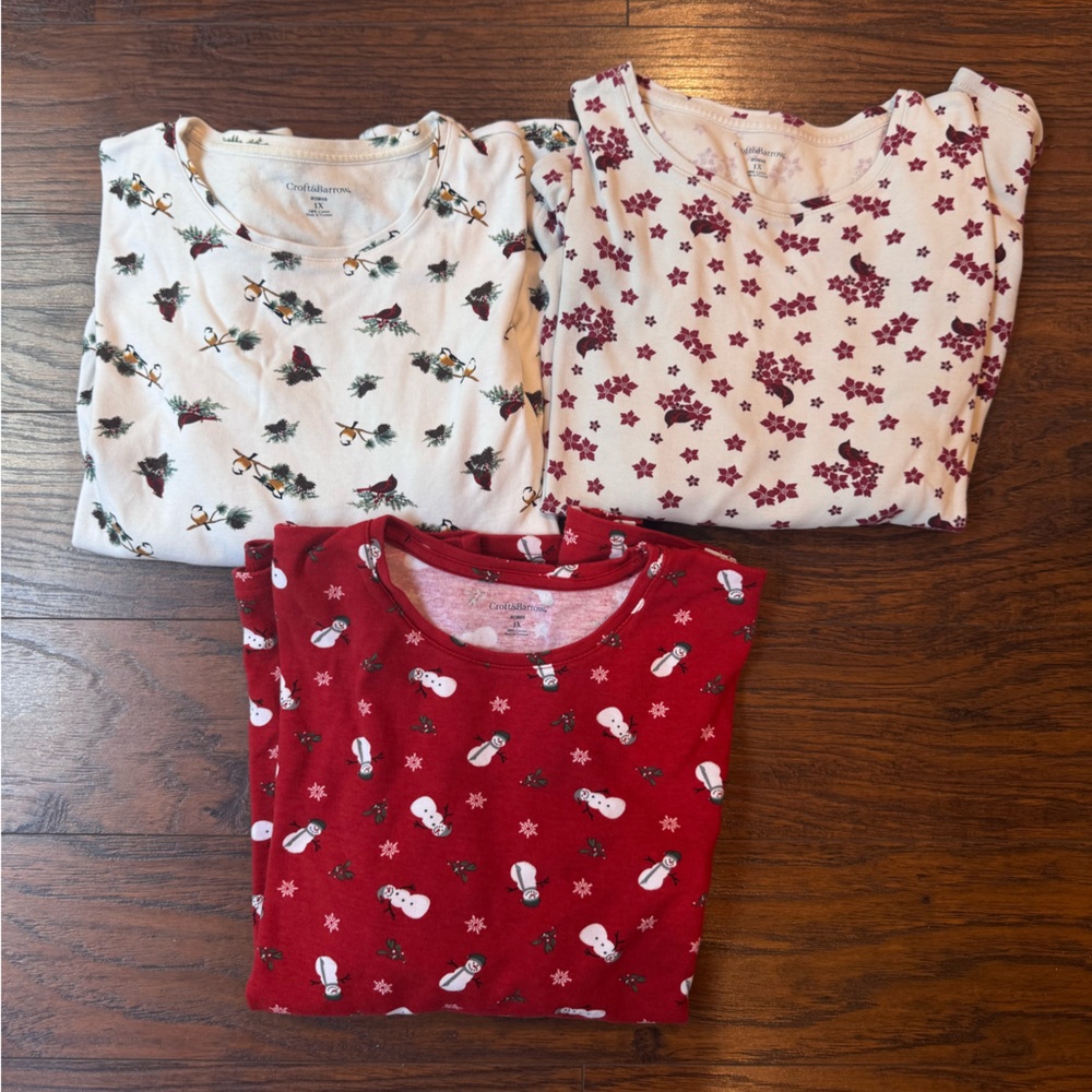 {CROFT & BARROW} bundle of 3 Holiday Christmas women tops plus gift
